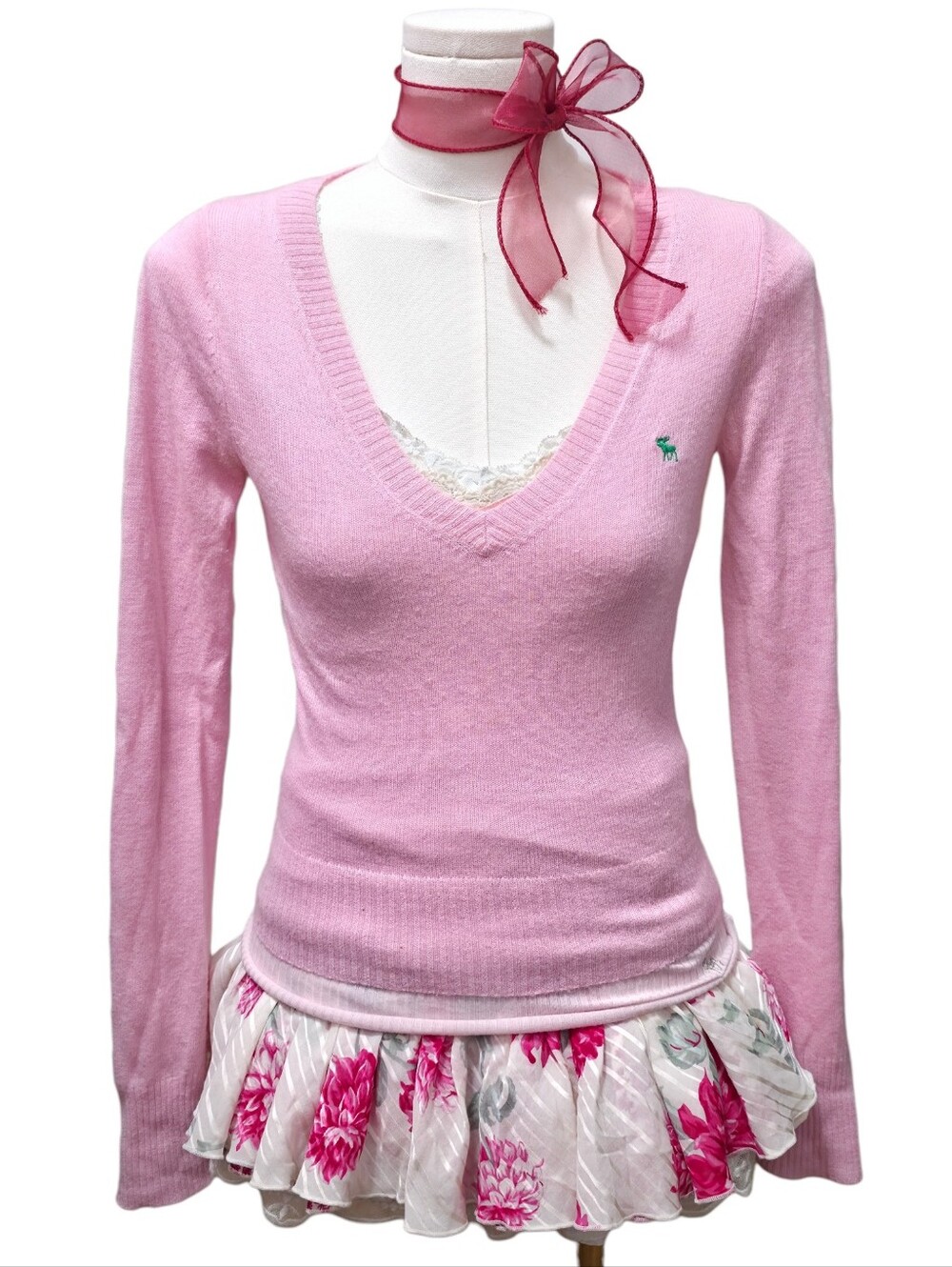 Abercrombie vintage pink wool blend knit vneck sweater